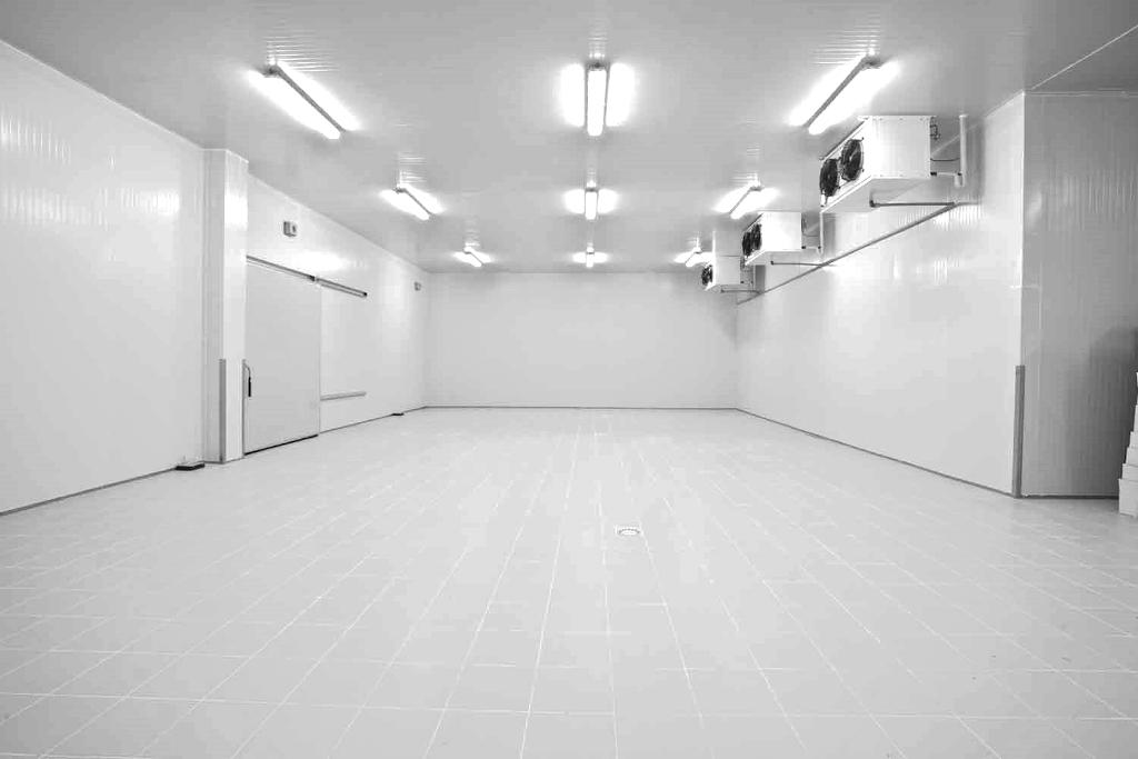 Commercial cold room and freezer room interior